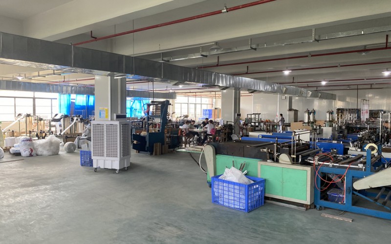 工廠(chang)環境圖(tú)